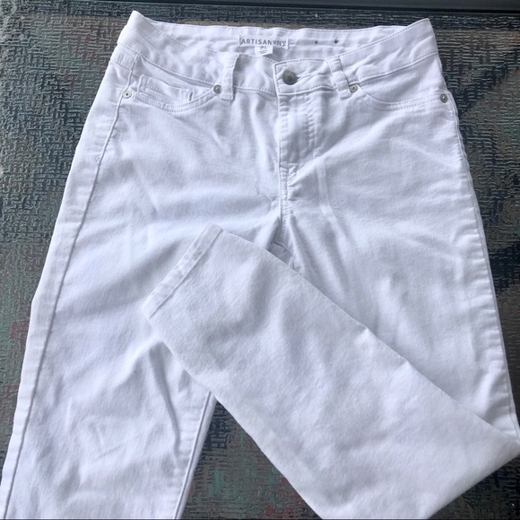 White Skinny Ankle Jeans Mid Rise - Picture 2 of 4